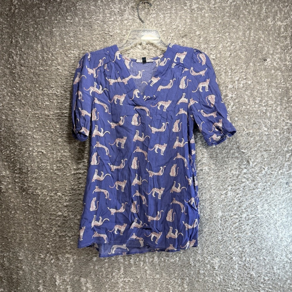 Michelle McDowell Blue Cheetah Print S Blouse Preppy Casual V-Neck Tunic Pockets